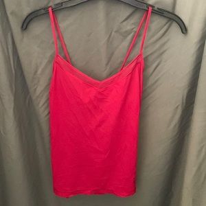lululemon fuchsia tank top